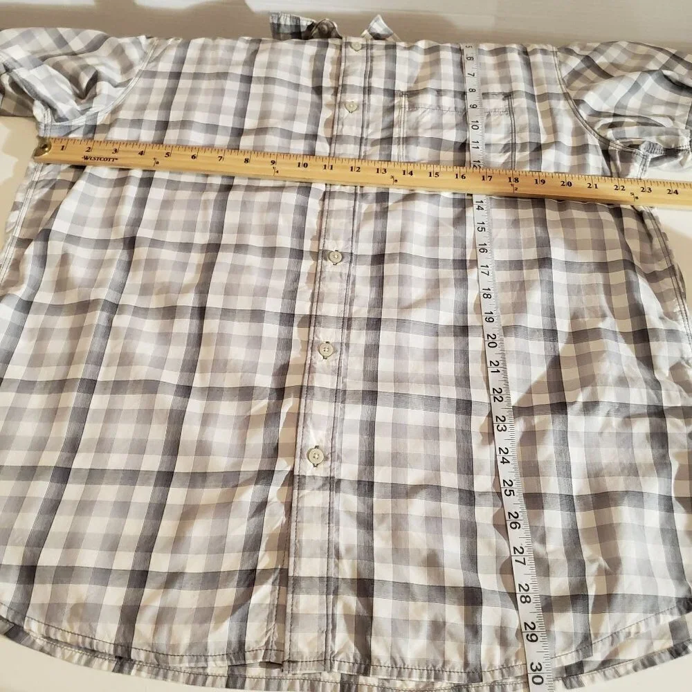 The North Face Mens button down size XL